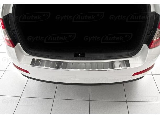 Bakfangerbeskytter til Skoda Octavia 2013-2017 | gytisautek.no