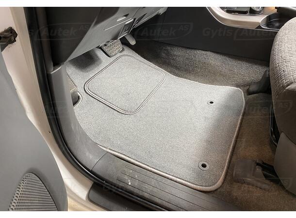 Bilmattor till Toyota Land Cruiser 120 2002-2009 | gytek.se