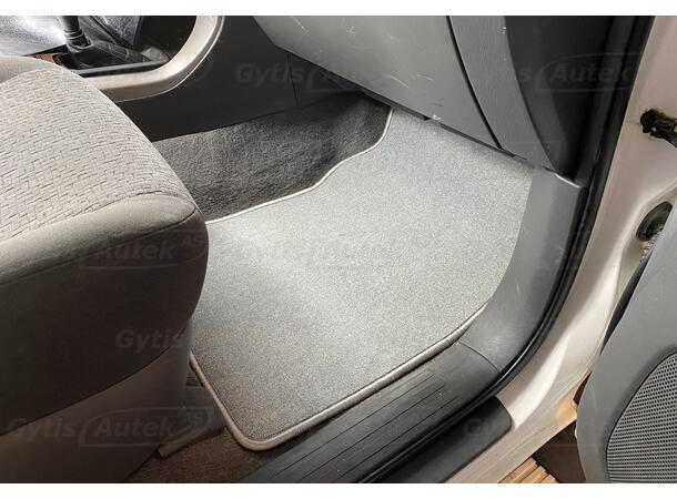 Bilmattor till Toyota Land Cruiser 120 2002-2009 | gytek.se