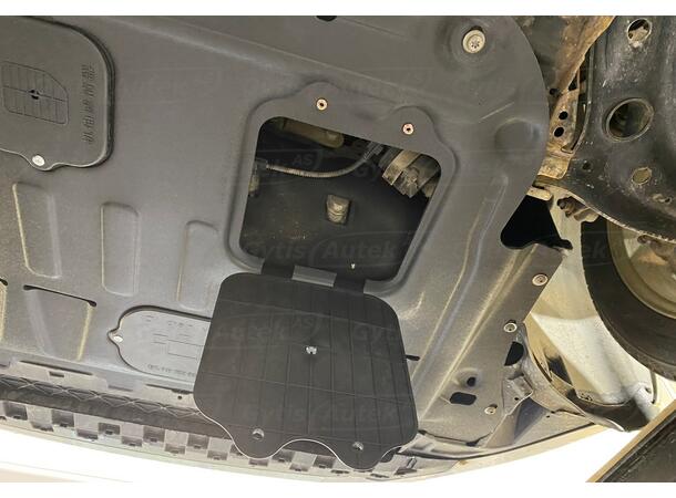 Bunnplate. Plast. Forsterket Skoda Octavia 2013-2020 
