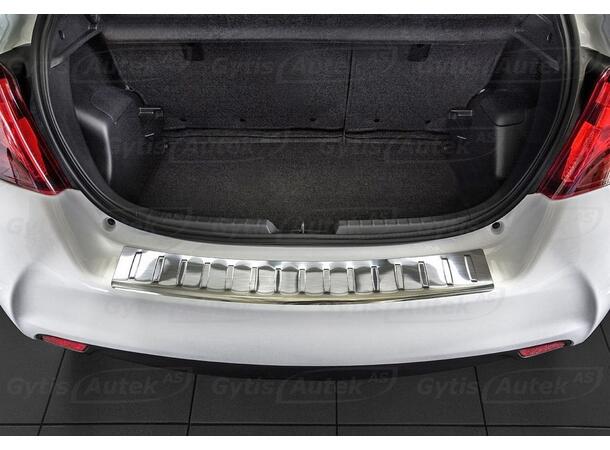 Stötfångarskydd / Lastskydd | Toyota Yaris 2014-2020 | gytek.se