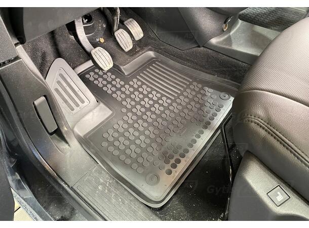 Bilmattor. Fram. Gummi Fiat Doblo 2023-> 