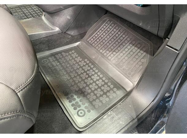 Bilmattor. Fram. Gummi Fiat Doblo 2023-> 