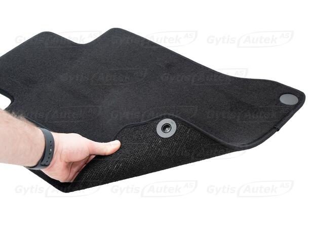 Gulvmatter i stoff til MB C-Klasse W204 2007-2013 | gytisautek.no