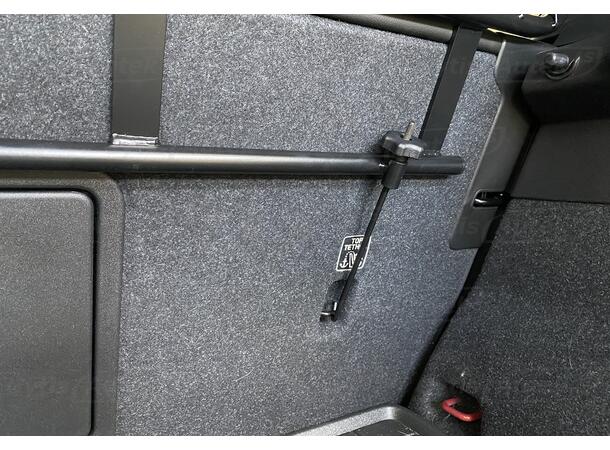 Hunde/Lastegitter med skillevegg | Volvo XC40 2018-> | gytisautek.no