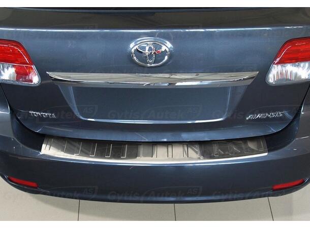 Stötfångarskydd / Lastskydd | Toyota Avensis 2009-2015 | gytek.se