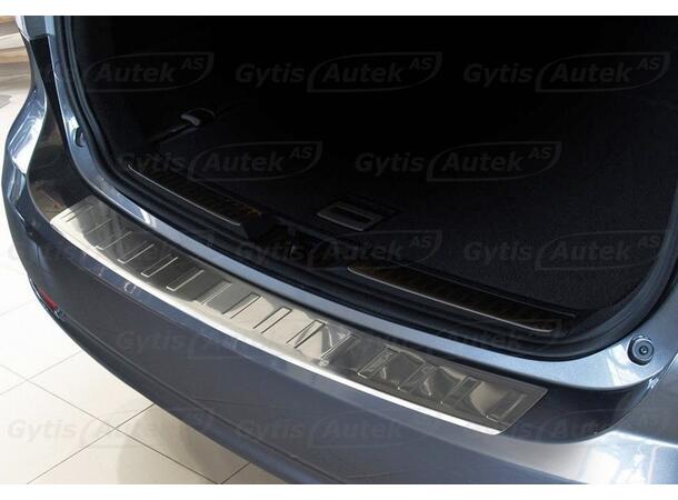 Stötfångarskydd / Lastskydd | Toyota Avensis 2009-2015 | gytek.se