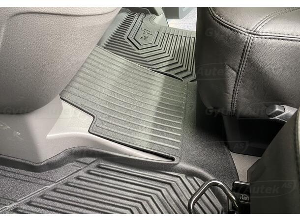 Bilmatta. TPE-gummi VW Crafter 2017-> 