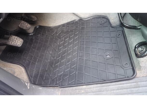 Bilmattor | Toyota Hilux 2005-2011 | gytek.se