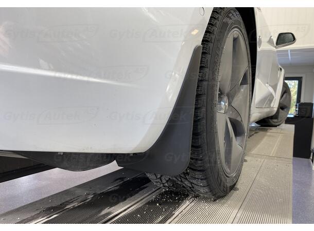 Stänkskydd till Tesla Model 3 2018-> | gytek.se