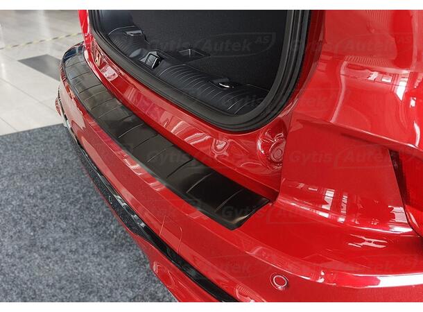 Stötfångarskydd / Lastskydd | Ford Kuga 2020-> | gytek.se