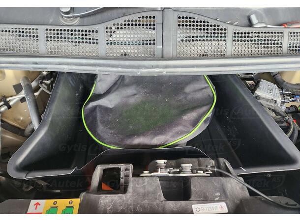 Frunk | Opel Vivaro-e 2021-> | gytek.se