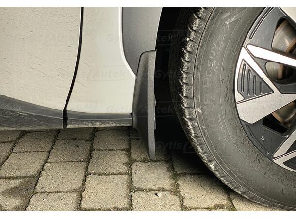 Skvettlapper. Foran og bak. Plast Subaru Solterra 2022-> 