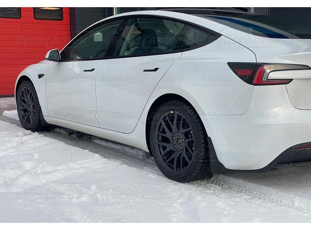 Skvettlapper | Tesla Model 3 2023-> | gytisautek.no