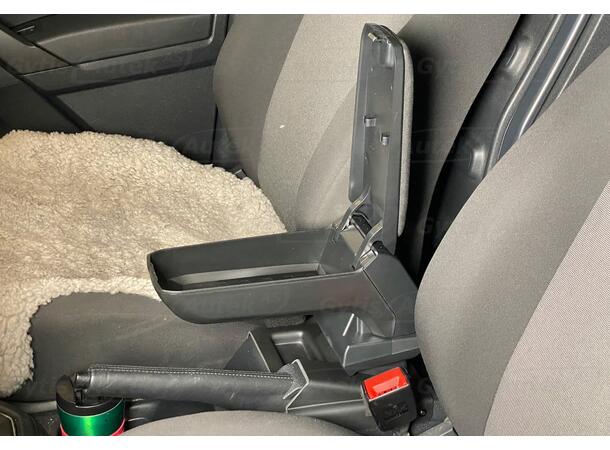 Armstöd. Classic. Textil VW Caddy 2016-2020 