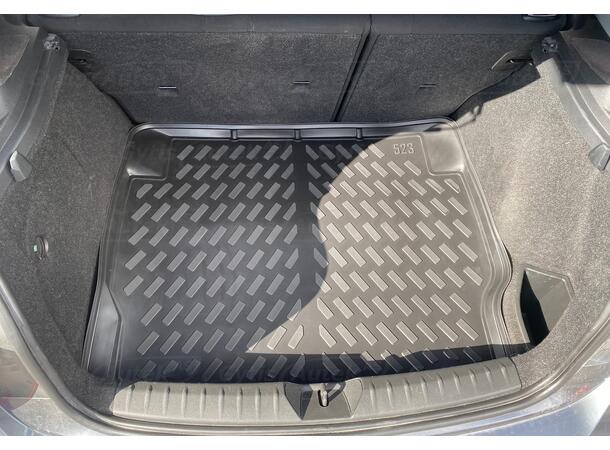 Bagagerumsmatta. Gummi BMW 1 ser. F20/F21 2011-2019 