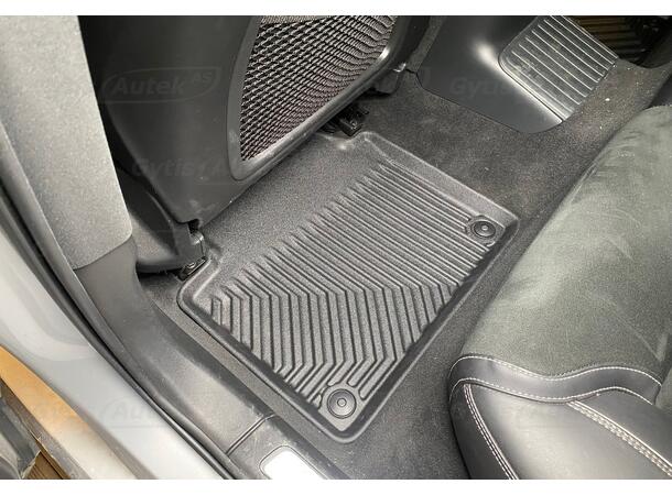 Bilmattor. Gummi Volvo V90 2016-2025 