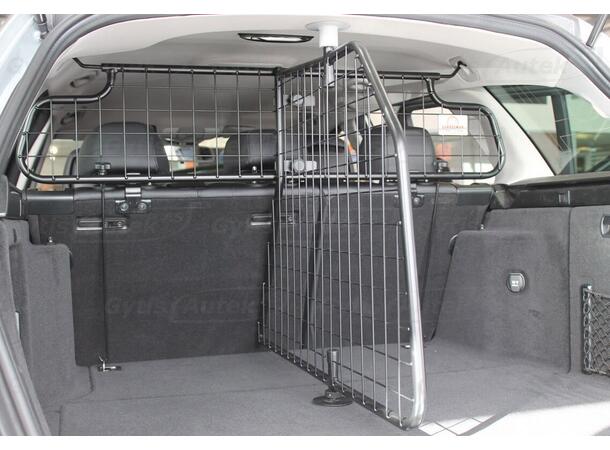 Hund-/Lastgaller med avdelare | MB C-Klasse W205 2015-2019 | gytek.se