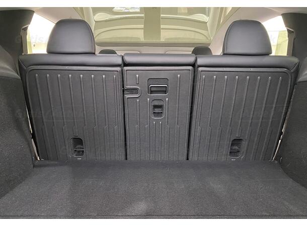 Ryggskydd för baksäte | Tesla Model Y 2021-2025 | gytek.se