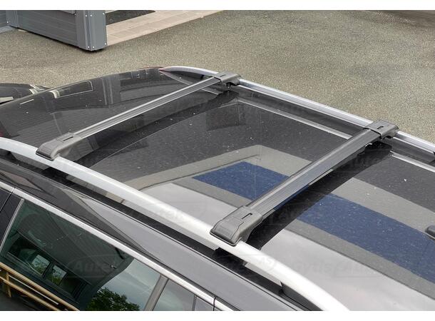 Takräcke. Wingcarrier. Svart Skoda Octavia 2013-2020 KB 
