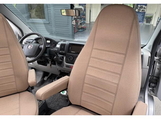 Husbil bilklädsel. Beige Challenger Ducato 2006-2016 