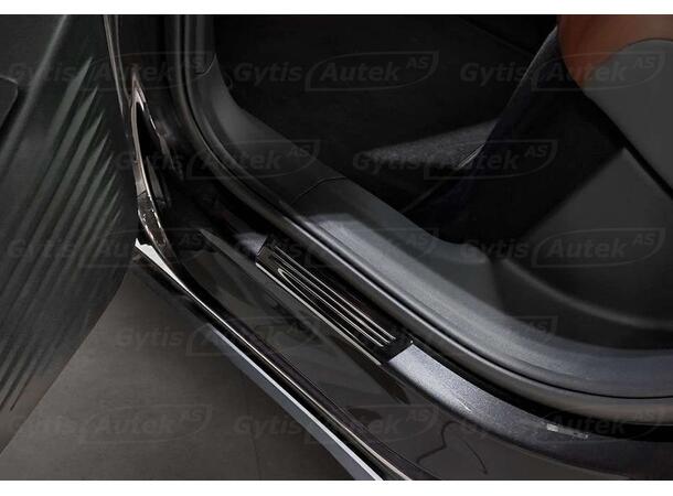 Instegsskydd. Mörk. Stål VW ID.5 2022-2025 