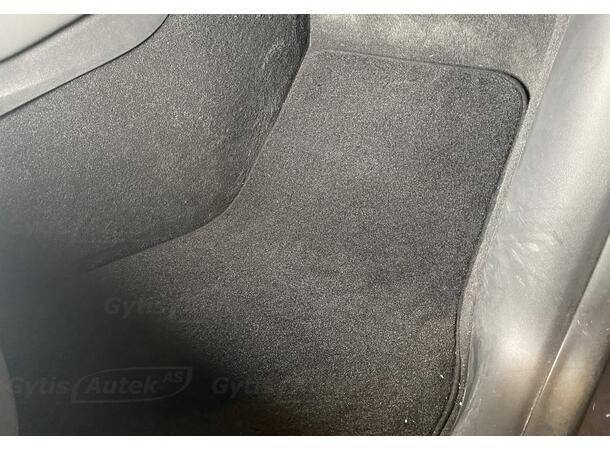 Bilmattor. Textil Tesla Model Y 2021-2025 