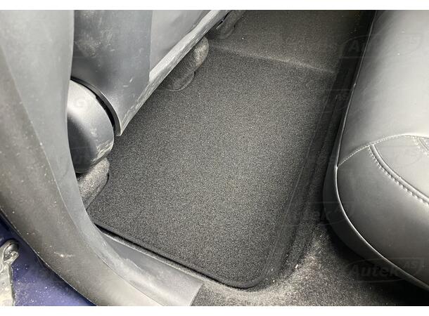 Bilmattor. Textil Tesla Model Y 2021-2025 
