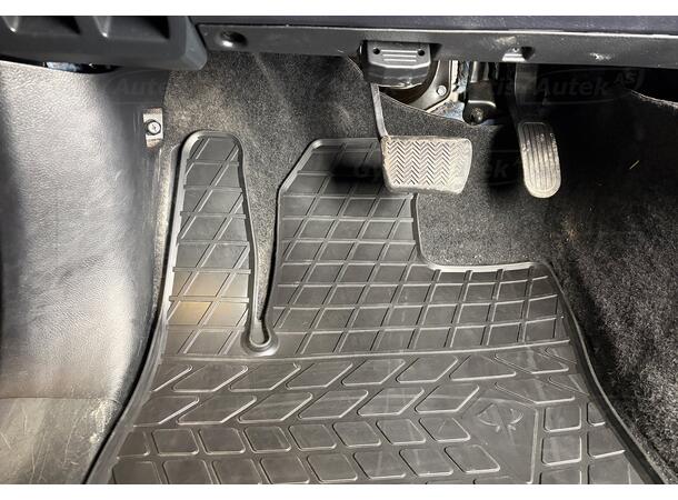 Bilmattor till Toyota Hilux 2016-> | gytek.se