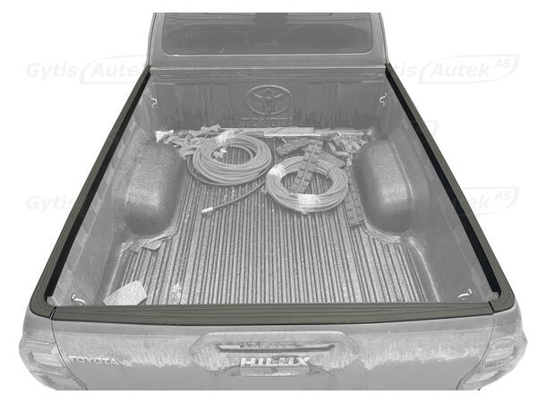 Kantskydd. Plast Toyota Hilux 2016-> 