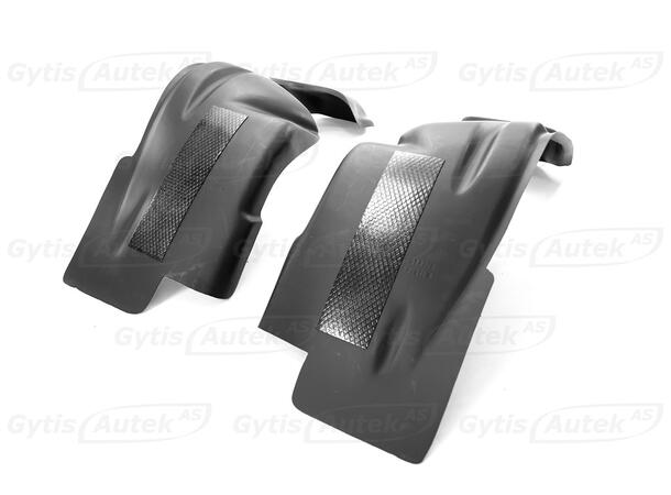 Lokariskjermer med skvettlapper. Foran Fiat Ducato 2006-2014 