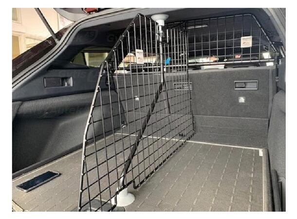 Hund-/Lastgaller med avdelare | Toyota Corolla 2019-> | gytek.se