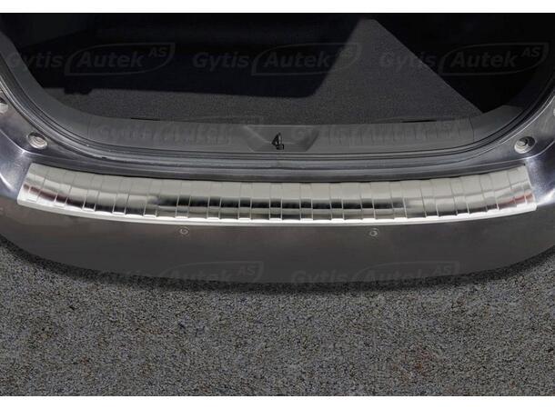 Stötfångarskydd / Lastskydd | Toyota Prius+ Seven 2012-2014 |gytek.se