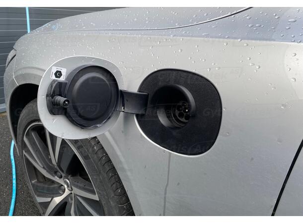 Laddlucka skydd. Plast Volvo V90 2016-> Plug-in Hybrid 