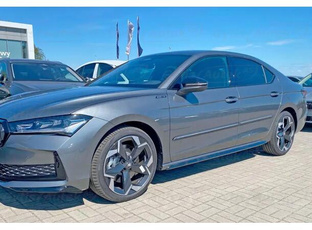 Sidolister | Skoda Superb 2024-> | gytek.se