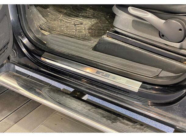 Instegsskydd till VW Amarok 2010-2020 | gytek.se