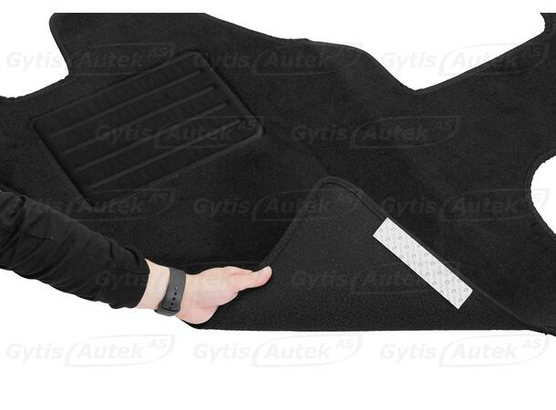 Gulvmatter i stoff til Toyota Hiace 1995-2007 | gytisautek.no