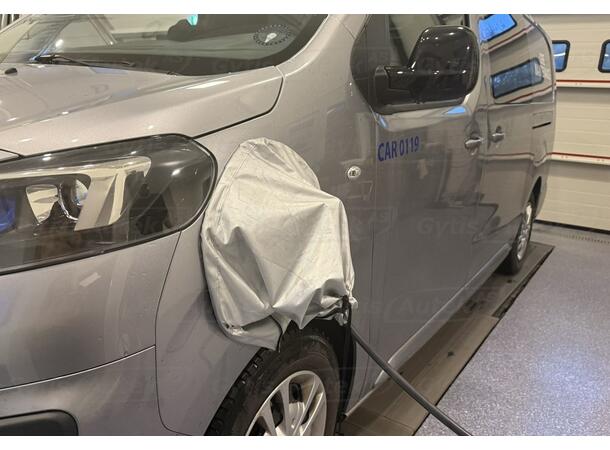 Laddlucka skydd | Peugeot eExpert/eTraveller 2021-> | gytek.se