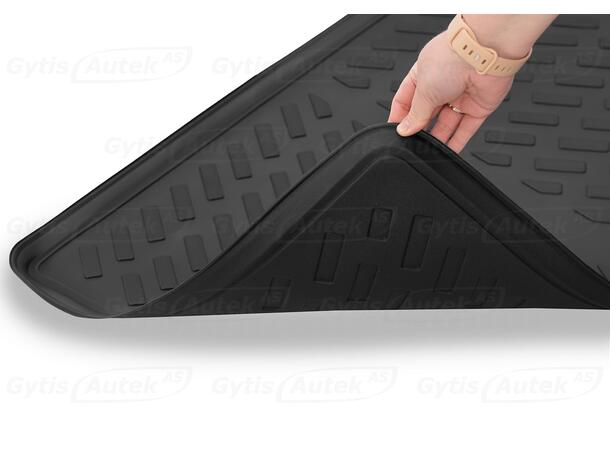 Bagagerumsmatta. Nedre. Gummi Mini Aceman J05 2024-> 
