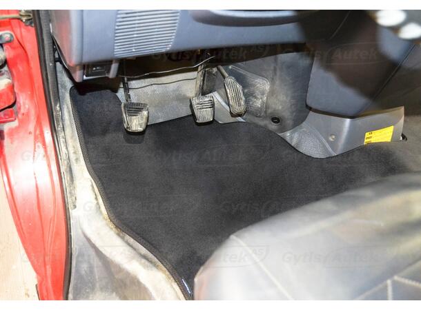 Gulvmatter i stoff til Toyota Hiace 2007-2012 | gytisautek.no
