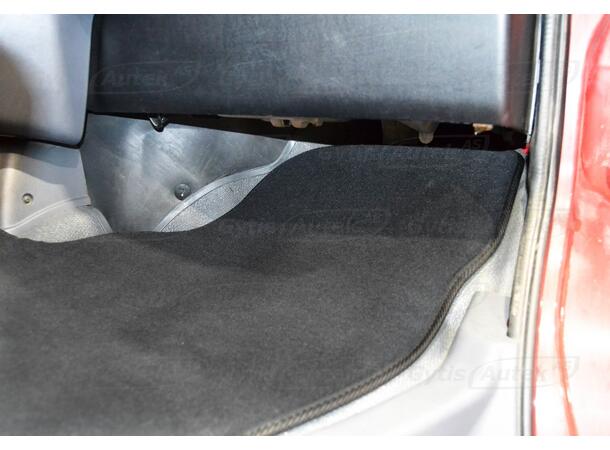 Gulvmatter i stoff til Toyota Hiace 2007-2012 | gytisautek.no