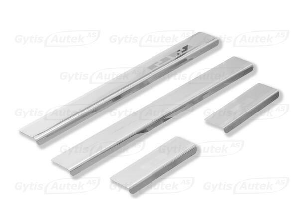 Innstigningslister i stål til Ford Kuga 2013-2019 | gytisautek.no