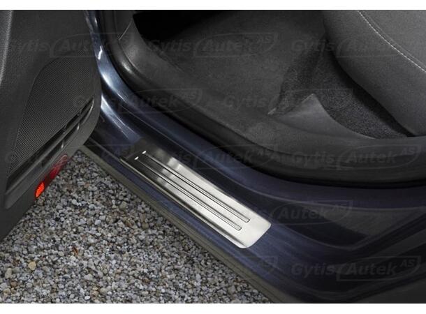 Instegsskydd till VW Golf VI 2009-2012 | gytek.se