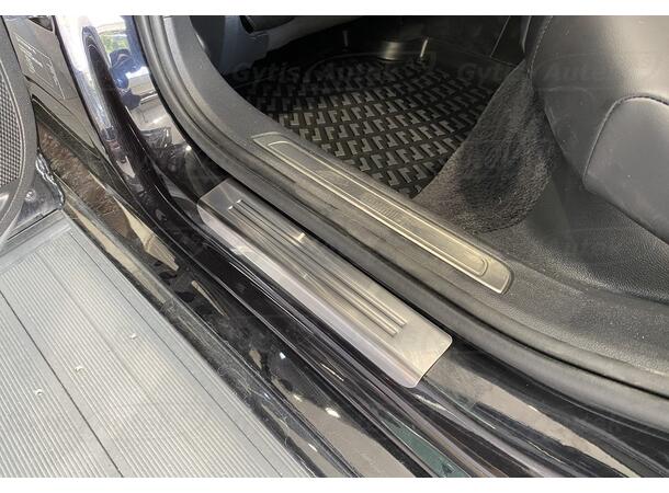 Innstigningslister i stål til Volkswagen Passat B8 | gytisautek.no