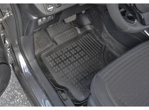 Toyota Yaris 2014-2020 gulvmatter | gytisautek.no