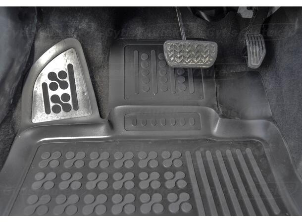 Toyota Yaris 2014-2020 gulvmatter | gytisautek.no