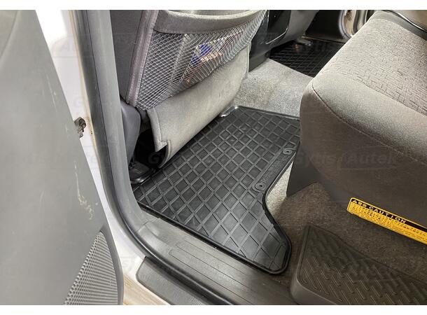 Bilmattor till Toyota Land Cruiser 120 2002-2009 | gytek.se