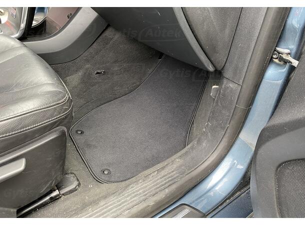 Gulvmatter i stoff til Volvo V40 2012-2019 | gytisautek.no
