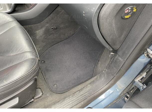 Gulvmatter i stoff til Volvo V40 2012-2019 | gytisautek.no