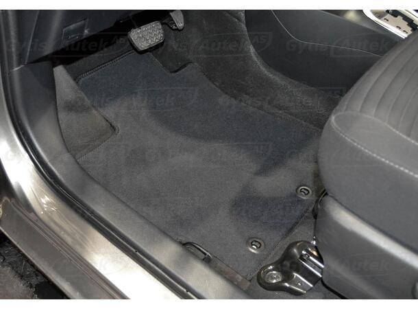 Gulvmatter i stoff til Toyota Yaris 2014-2020 | gytisautek.no